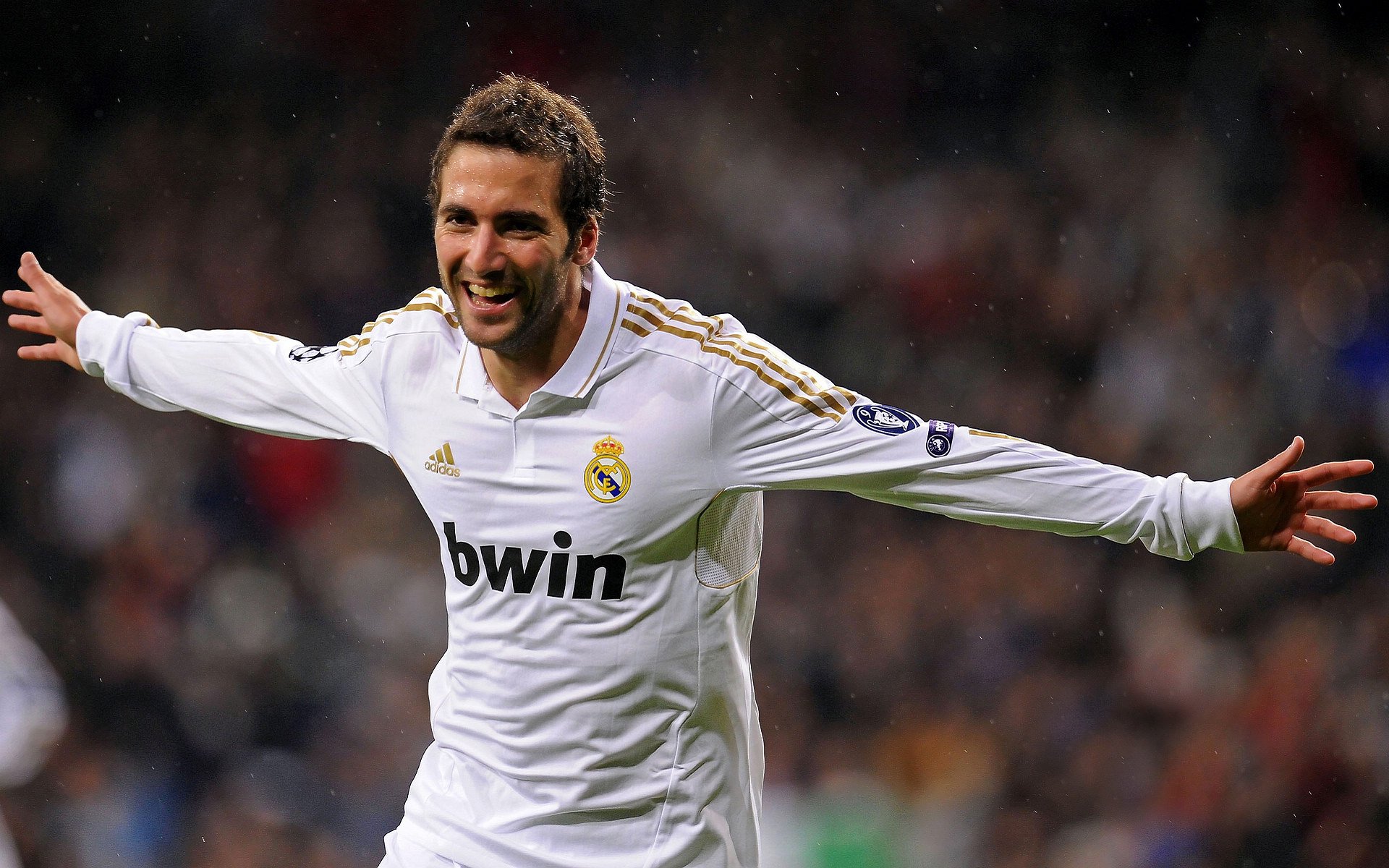 米兰体育正版平台-英超球队采用动态防守策略对抗对手高压进攻效果评估,英超当下最流行的战术打法, 或将引领世界足球潮流! 第1张 米兰体育正版平台-英超球队采用动态防守策略对抗对手高压进攻效果评估,英超当下最流行的战术打法, 或将引领世界足球潮流! 第1张